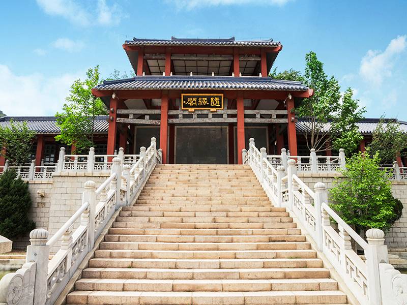 长城华人怀思堂的名人有哪些（怀思堂陵园的相关介绍）